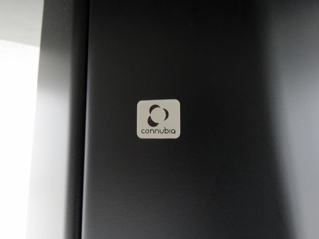 ★未使用 保管品★カリガリス コヌビア ディックス ダイニングテーブル 18万