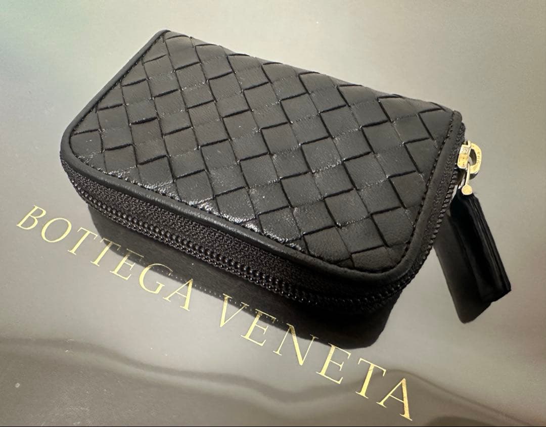 ★【付属品付】ボッテガヴェネタ イントレチャートケース/ラム/黒/3️⃣✨✨