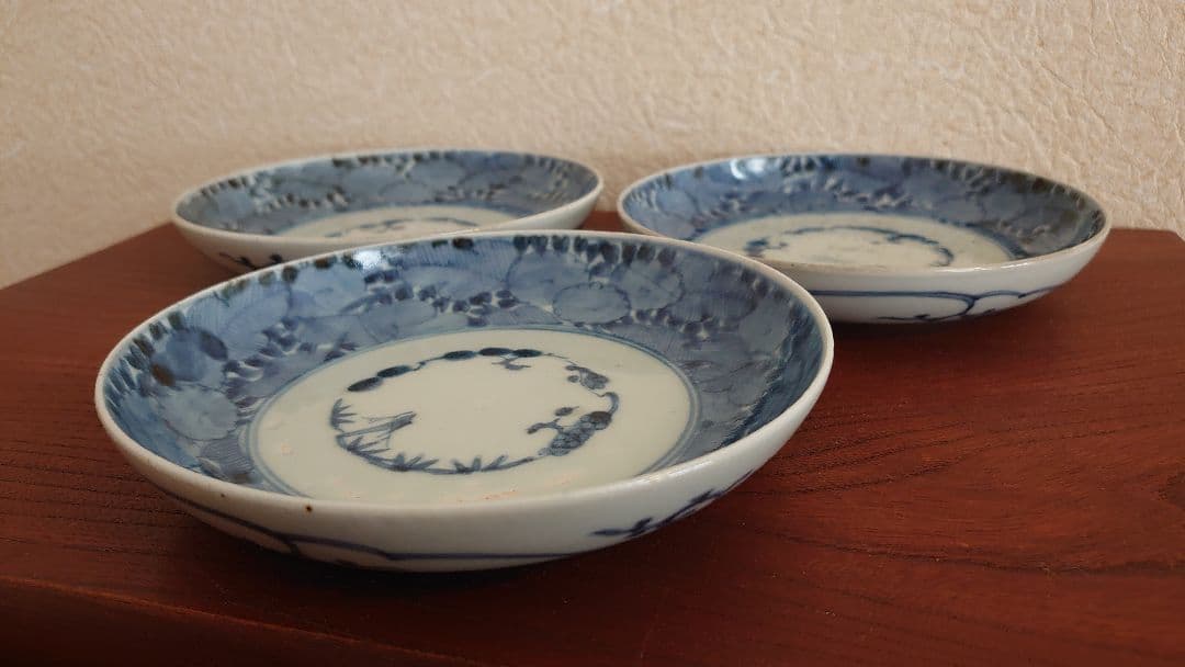 古伊万里　伊万里　松竹梅 染付 江戸期　冨貴長春　白抜き　５寸皿　３客