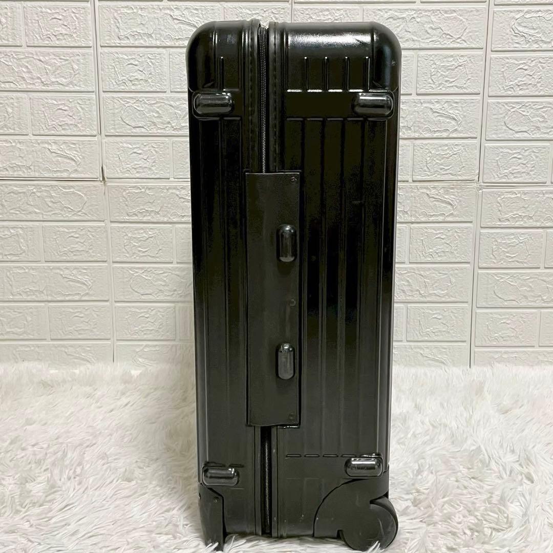美品　リモワ　サルサ　キャリーケース　61L ポリカーボネート　スーツケース　黒