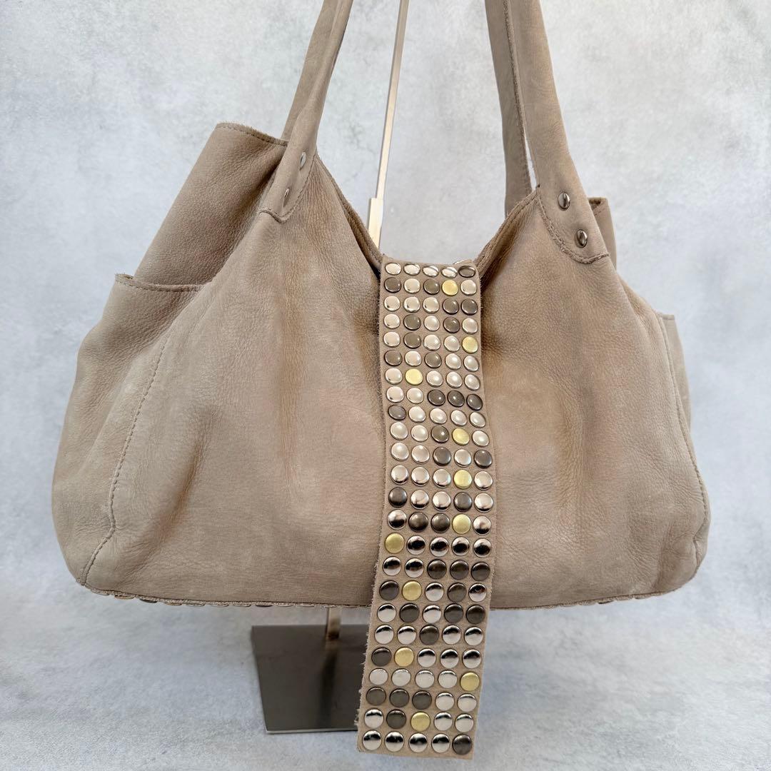 TRES スタッズ　ショルダーバッグ