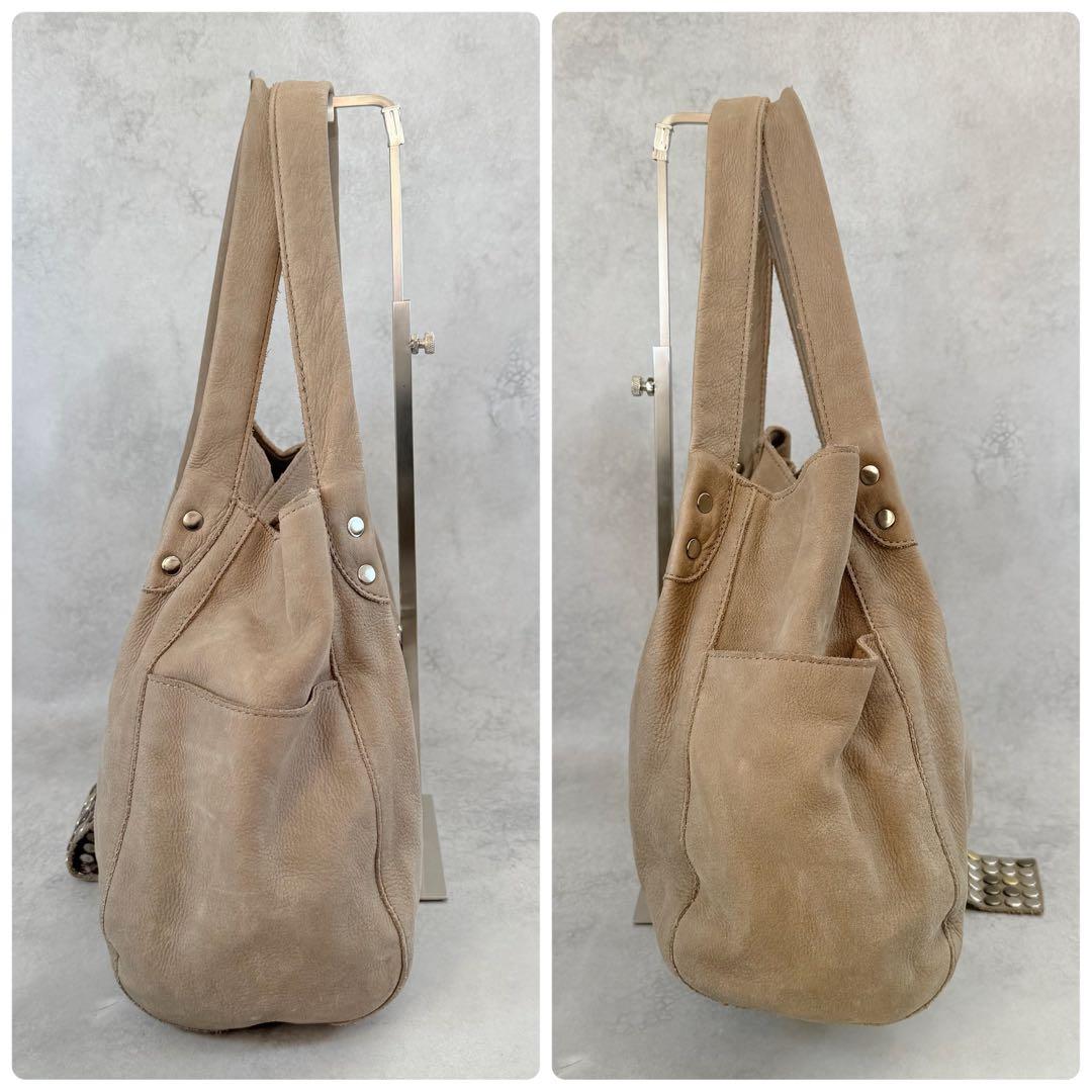 TRES スタッズ　ショルダーバッグ