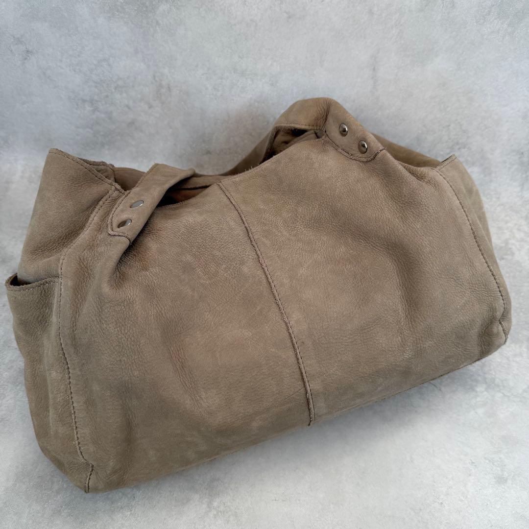 TRES スタッズ　ショルダーバッグ