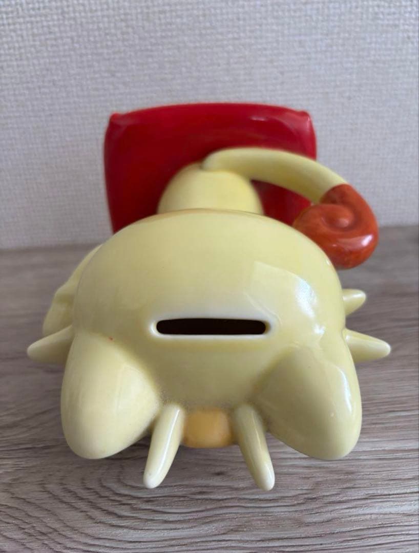 ポケットモンスター　てまねきニャース　貯金箱　座布団(赤)