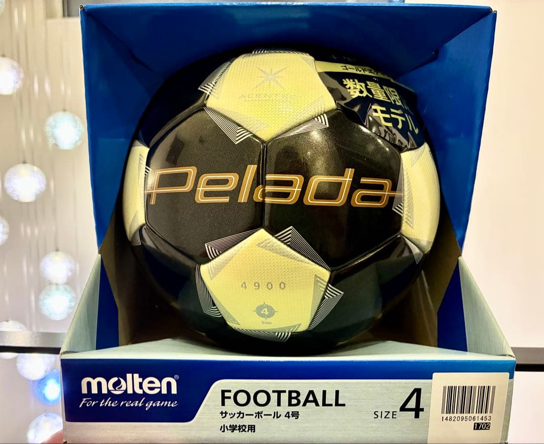 新品未使用molten4号球ペレーダ4900サッカーボール
