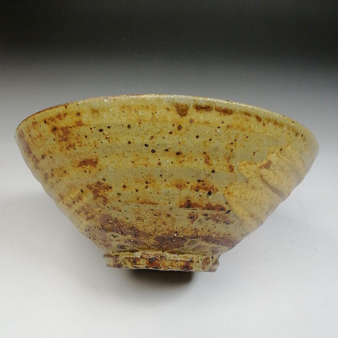 Ｔ７０１　茶碗　『刷毛目黄瀬戸茶碗』『椿窯　五島哲』　共箱　抹茶碗　茶道具