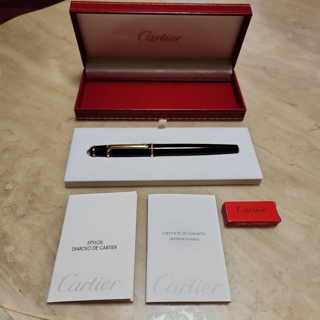 Cartier 万年筆 黒 ゴールド装飾