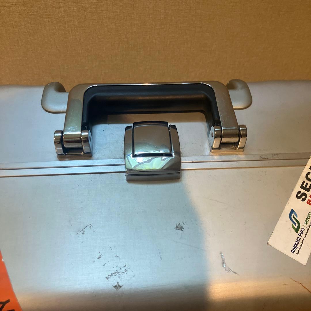 ゼロハリバートン　絶版大型アルミキャリーケース
