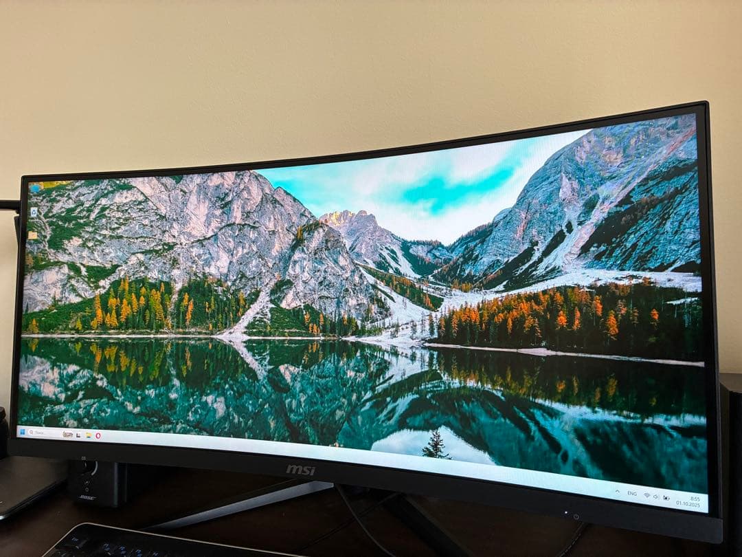 MSI Optix MAG301CR2本体