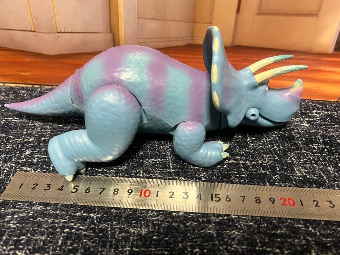 ディズニー　トイストーリー　トリクシー　アクションフィギュア　最大サイズ　希少