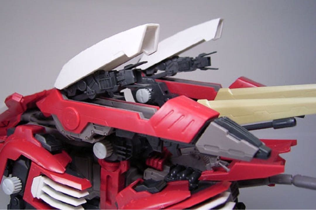 HMM ブレードライガーAB レオン仕様 完成品 コトブキヤ ゾイド プラモデル