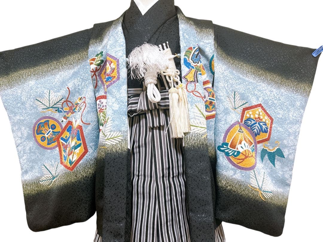 3歳セット♡七五三　男の子　黒系縦縞袴　兜