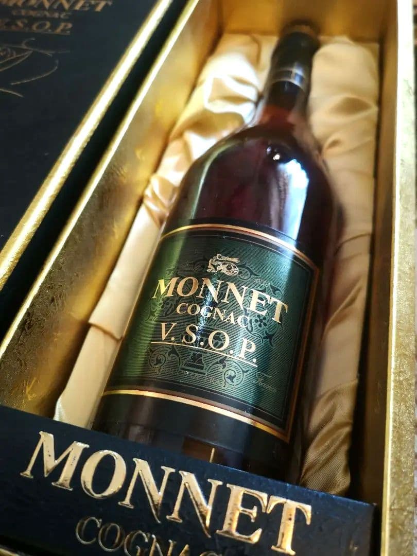 2【レア】MONNET コニャック V.S.O.P. 750ml ギフトボックス