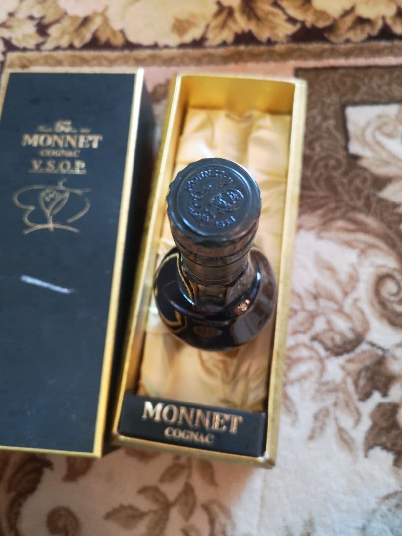 2【レア】MONNET コニャック V.S.O.P. 750ml ギフトボックス