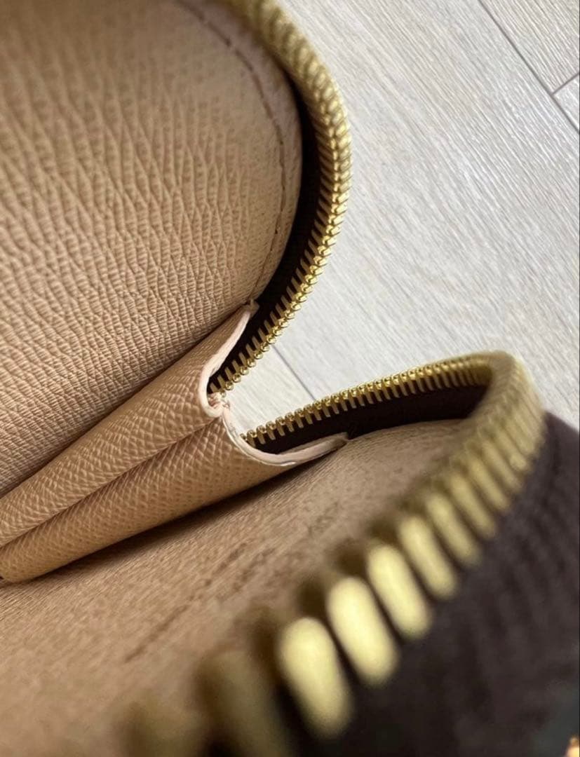 【美品】ルイヴィトン ショルダーストラップ ケース モノグラム カーキ