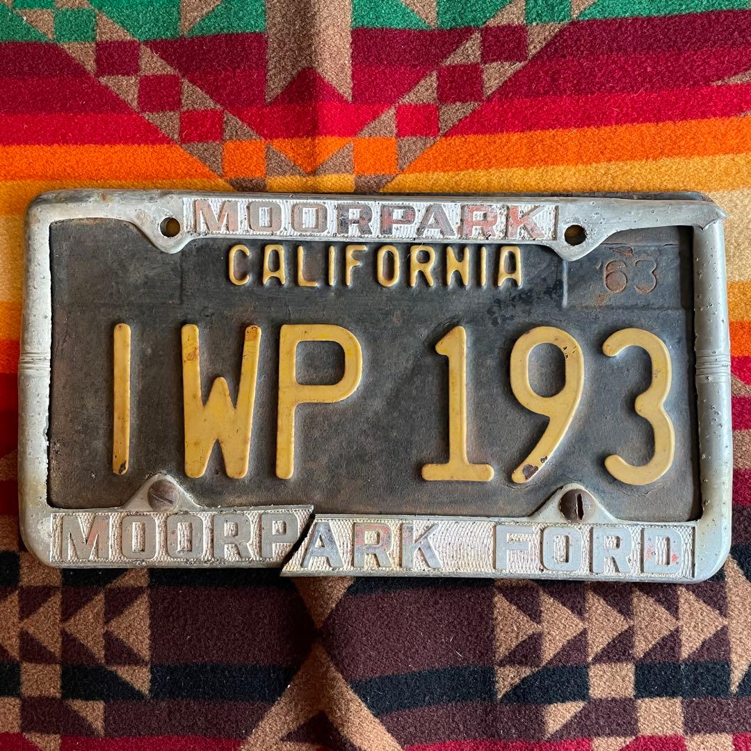 OLD カリフォルニア州アンティーク黒ナンバープレート　USAヴィンテージ西海岸