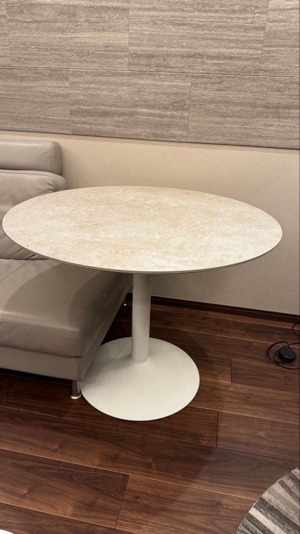 つのっち boconcept New York ダイニングテーブル