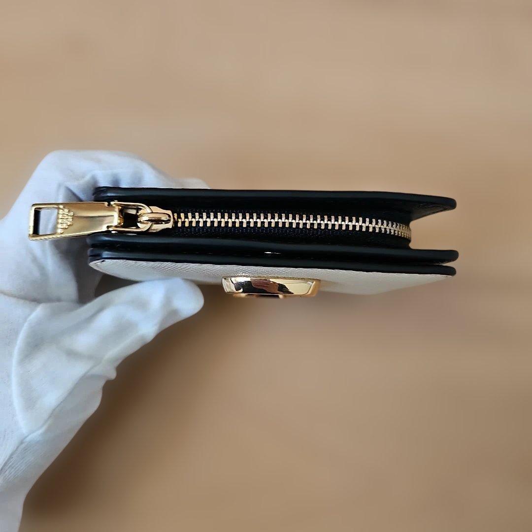 MARC JACOBS マークジェイコブス 二つ折り財布