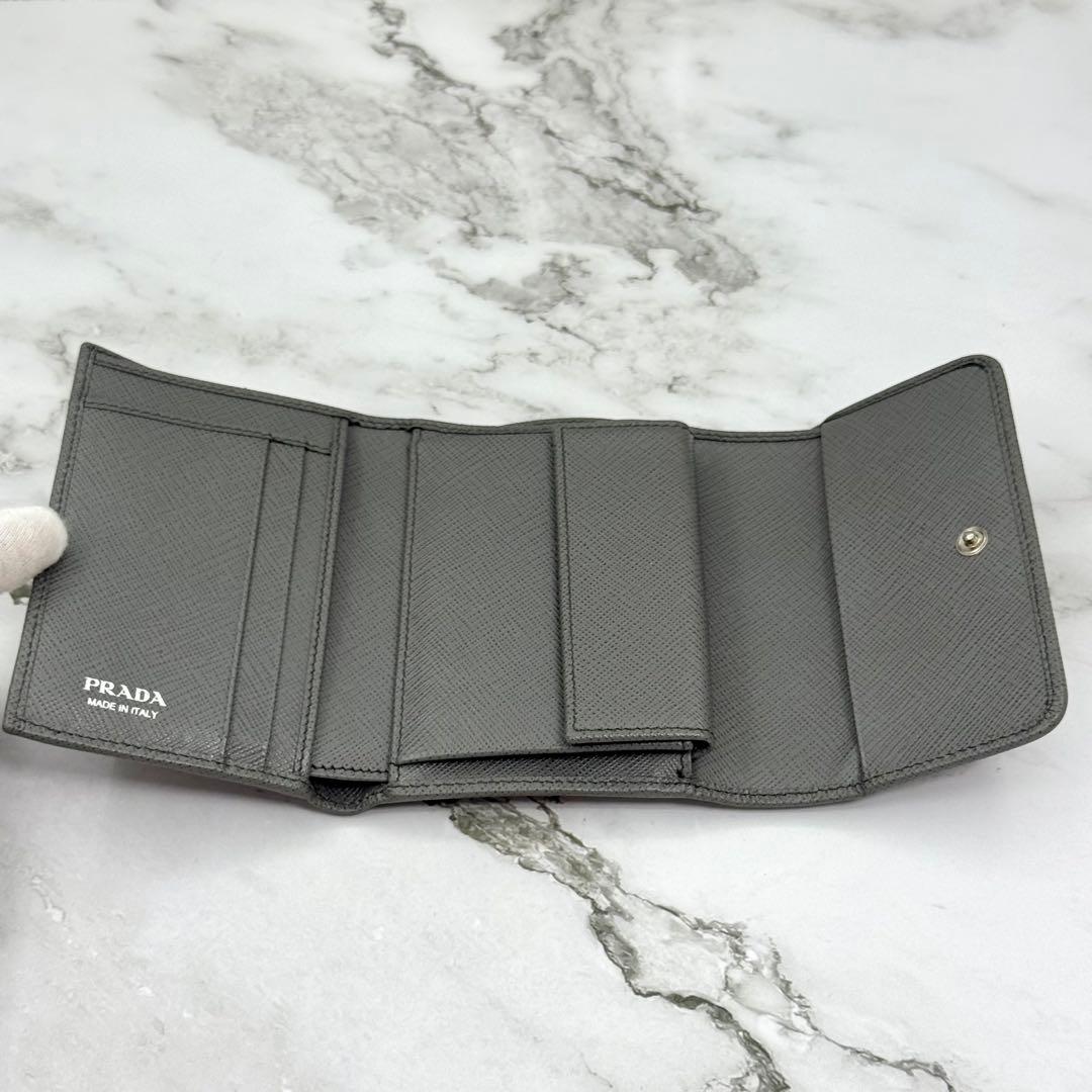 ◆◆mer＊さん専用◆◆【美品】PRADA プラダ 三つ折り財布 サフィアーノ