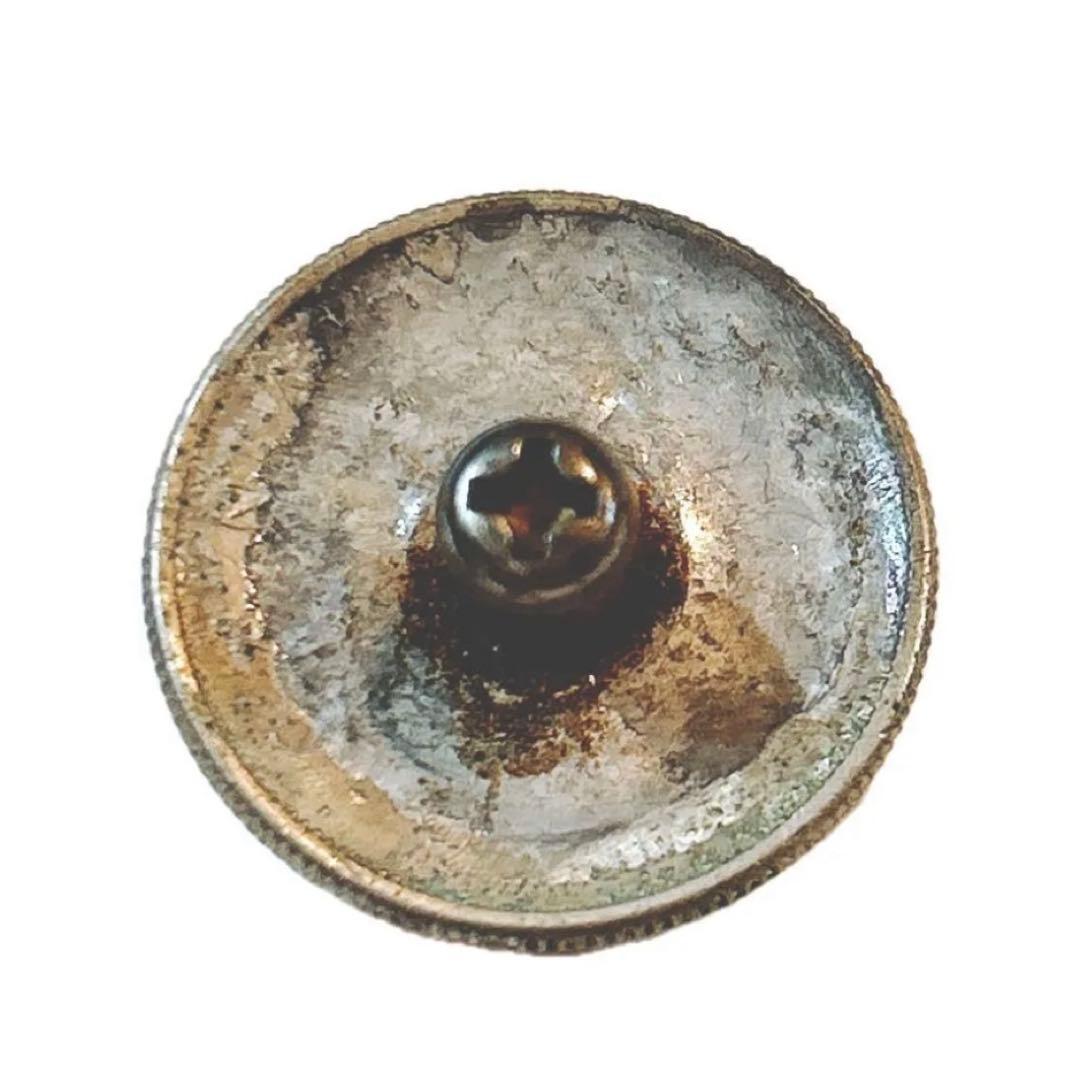 カナダ　1ドル銀貨　エリザベス2世　　ピンバッジ　留め具　コンチョ