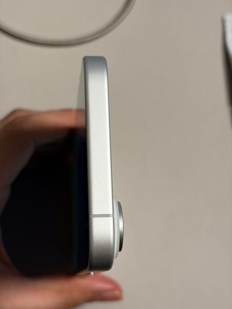 iPhone16 128GBホワイトSIMフリー