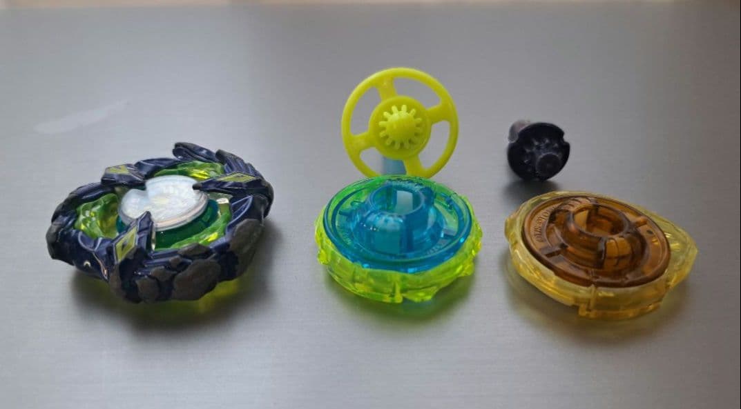 ベイブレードx フェニックスウイング9-80DB ネイビー+1-60LR