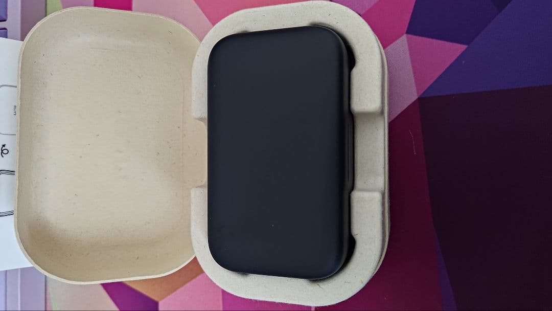 nwm DOTS ワイヤレスヘッドホン