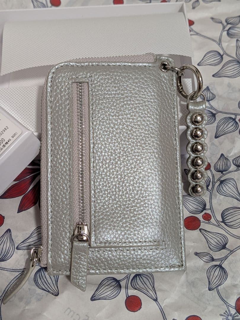 ear PAPILLONNER スタッズフラグメントケース シルバー