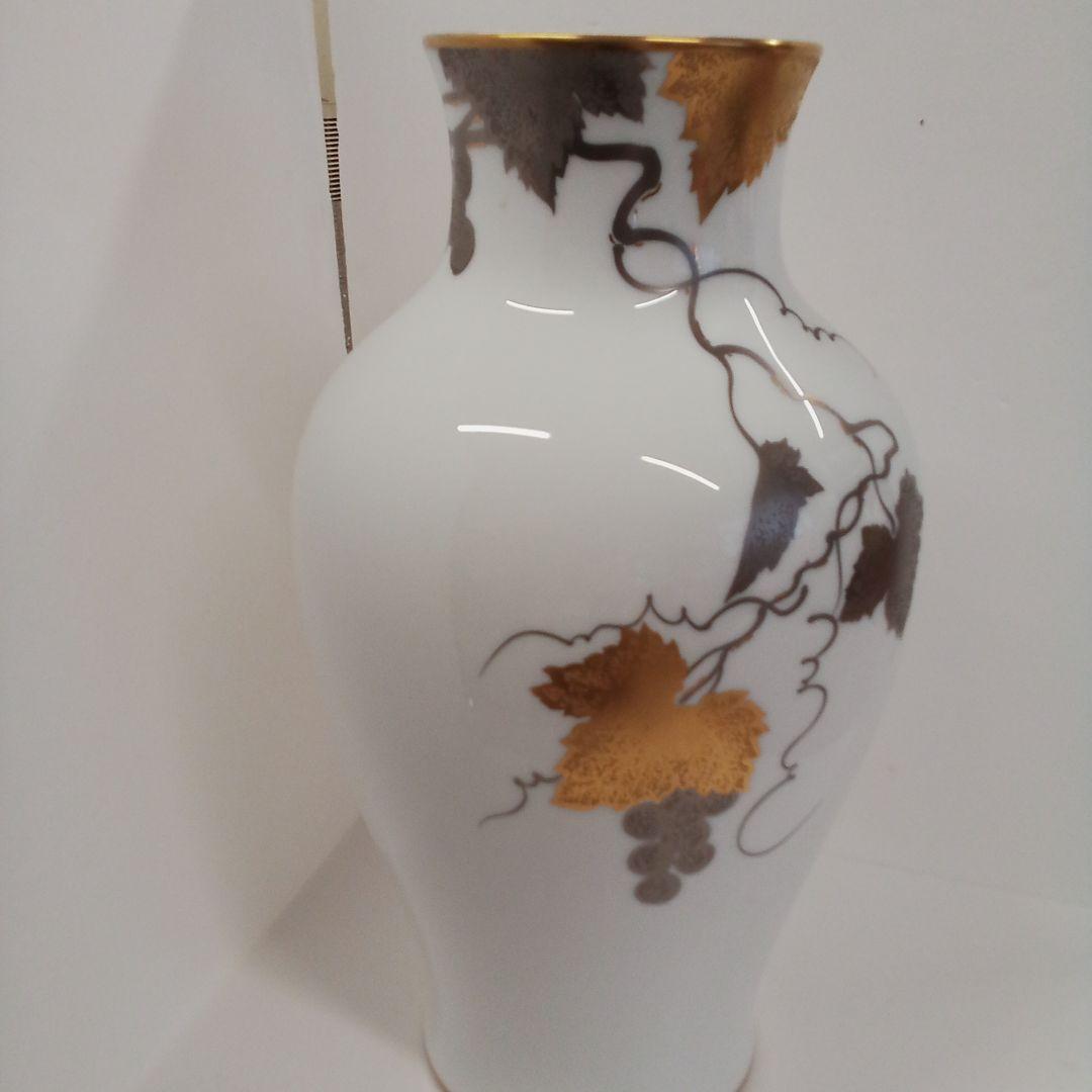 (キラ)　大倉陶園　花瓶 ぶどう模様 金色