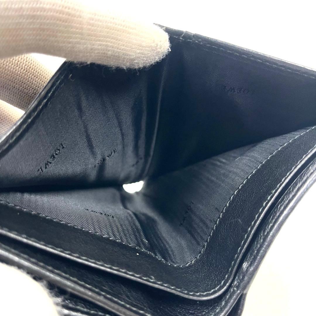 ロエベ　折り財布　アナグラム　ビッグロゴ　エンボス　コンパクト　レザー　ブラック