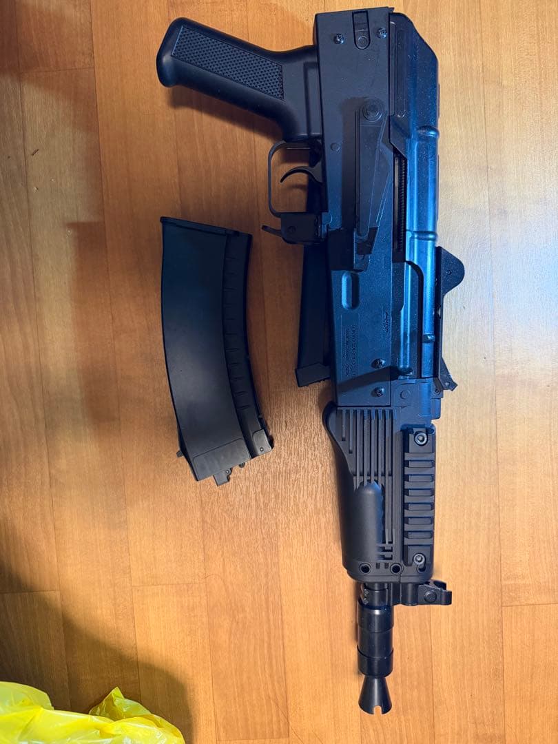 東京マルイ AK74U 10歳以上電動ガン ライト・プロ