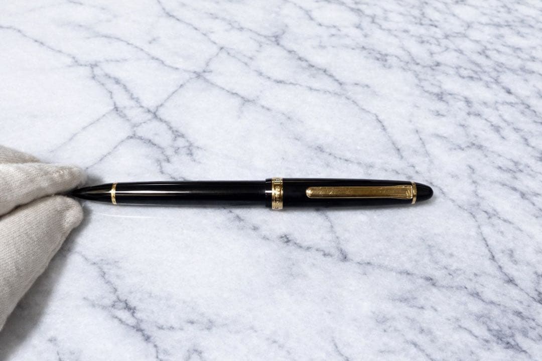 セーラー万年筆 プロフィットシリーズブラックゴールド 14Kペン先　箱説明書付き