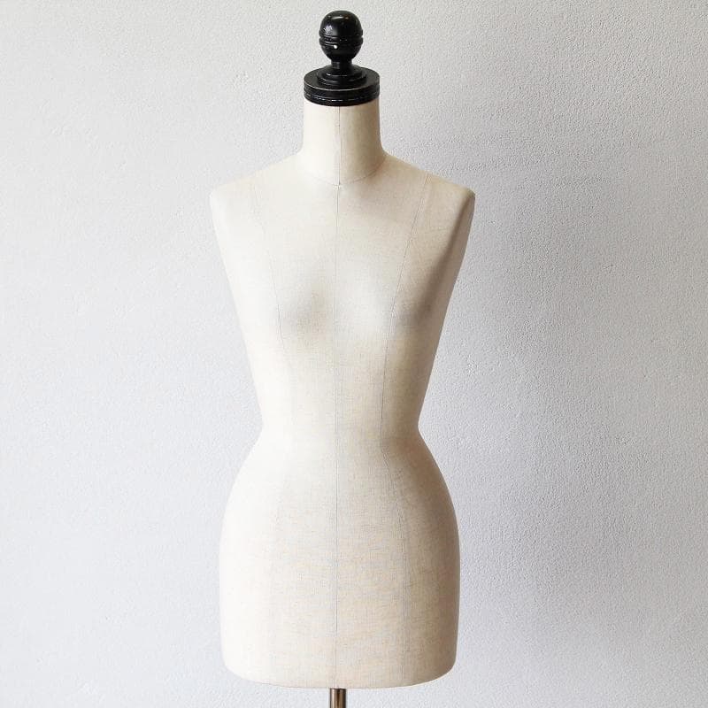 キーヤボディ　トルソー　スカート