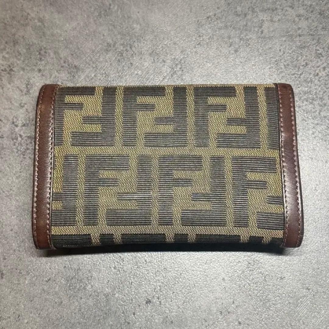 FENDI ズッカ　二つ折り財布　 コンパクトウォレット　コーナージップ