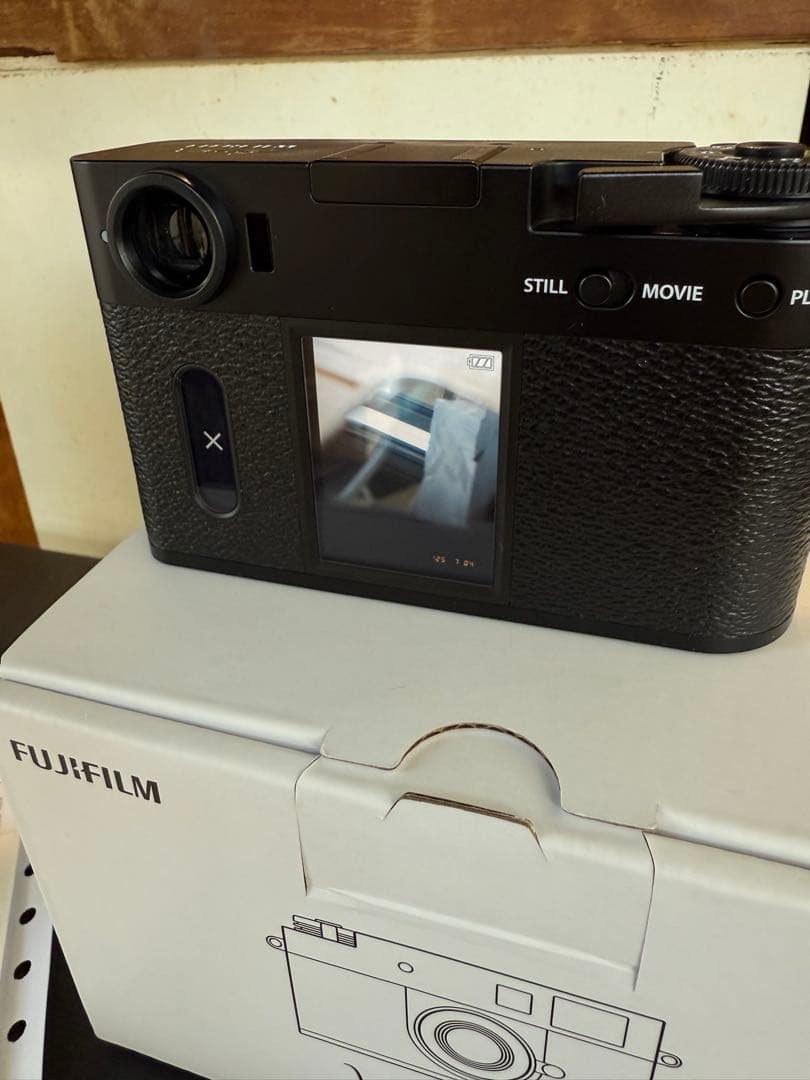 FUJIFILM X-HF1 x-half ブラック(黒)