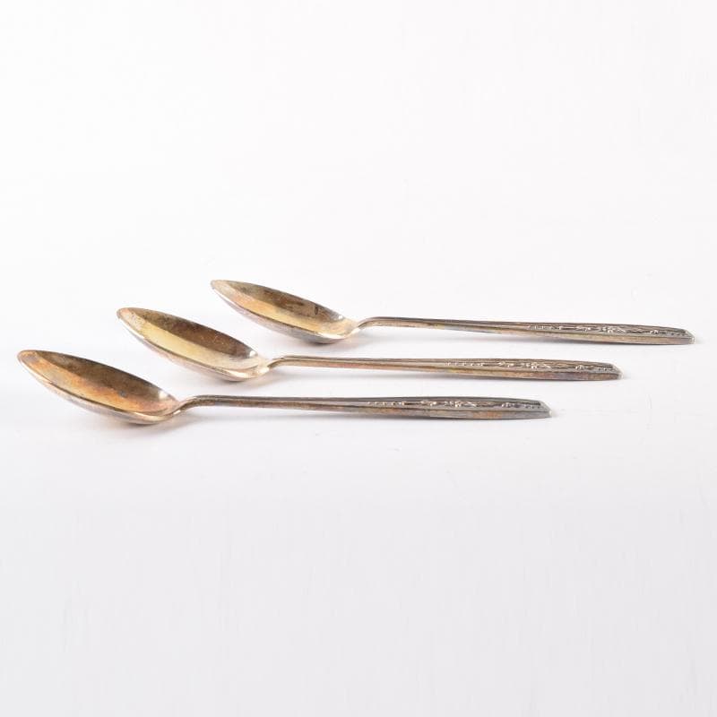 銀製　花刻　スプーン　3点　合計約47g　ケース付　N　6987