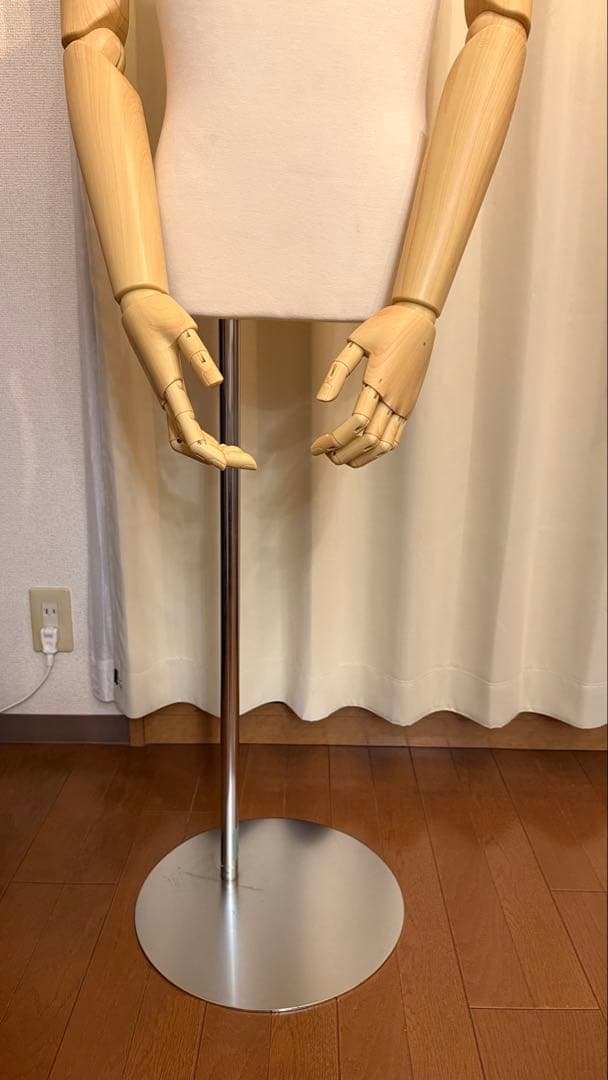 SUN製 腕付き メンズトルソー 業務用 撮影 店舗什器 アーム可動式