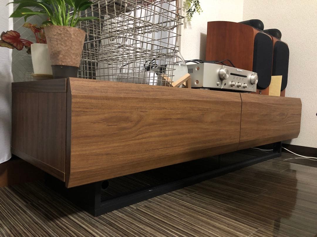 木目調テレビ台 収納付き