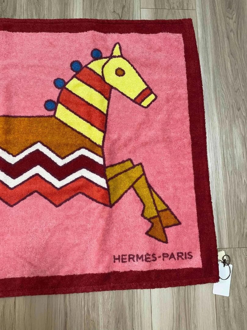 エルメス ビーチタオル バスタオル 64cm x 94cm 未使用品