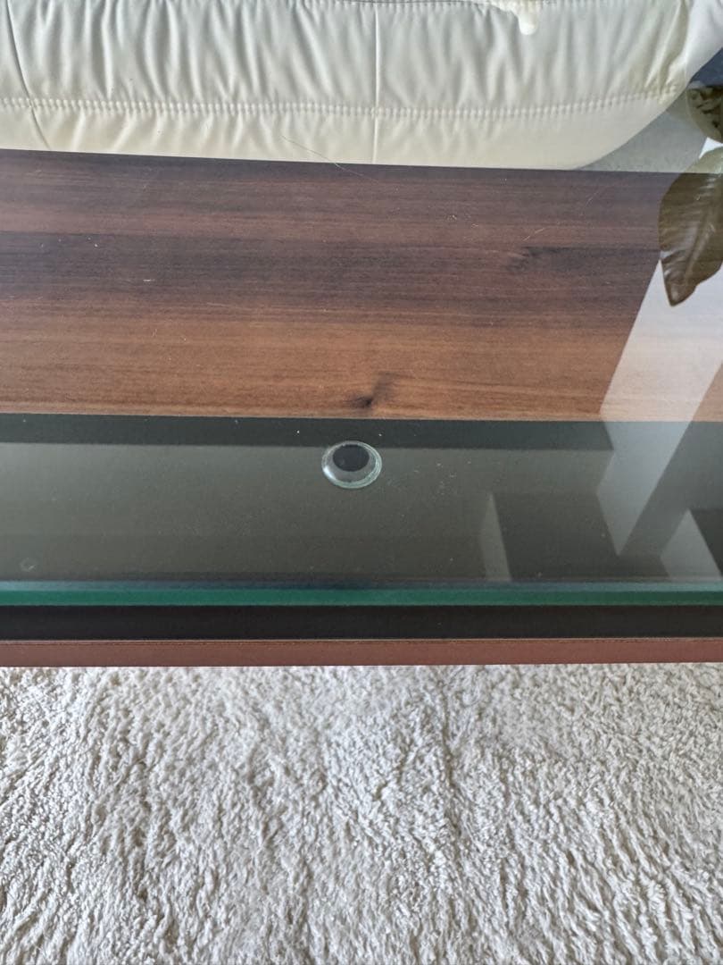 モダンガラスローテーブル