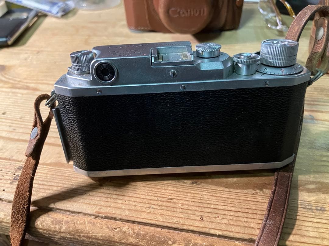 Canon レンジファィンダーカメラ　ライカっぽいカメラです