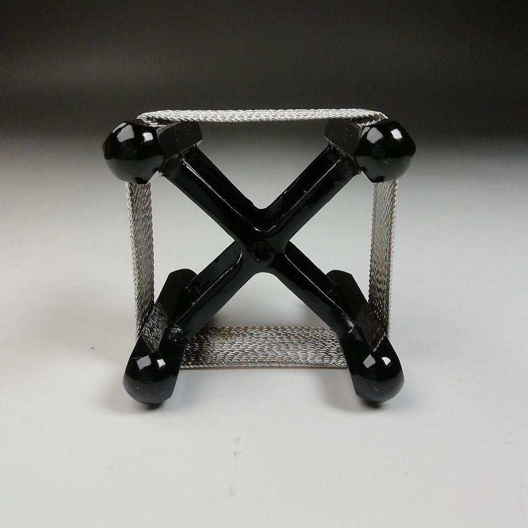 Ｔ９６３　蓋置　『黒漆　銀線糸巻』『井波慶州 作』　共箱　茶道具