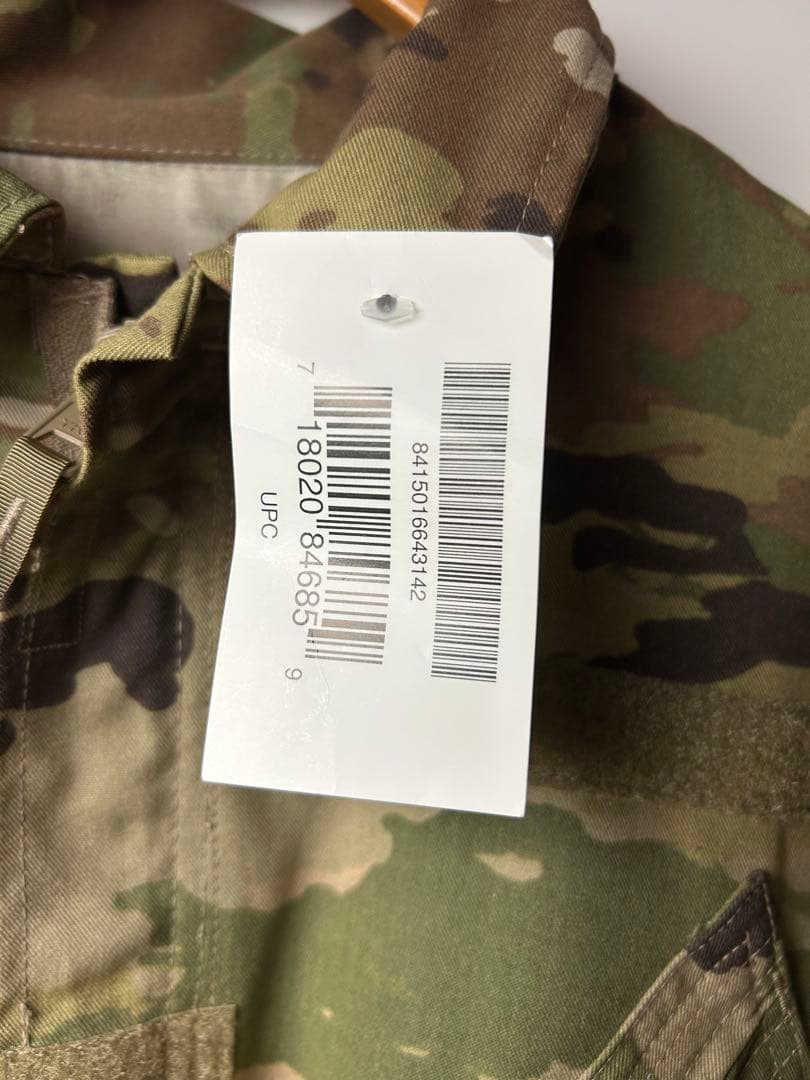 未使用　米軍　マルチカモ　OCP 迷彩　ミリタリー　カバーオール　Lサイズ