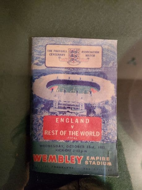 英国　コレクション　フットボール　壁掛け　絵