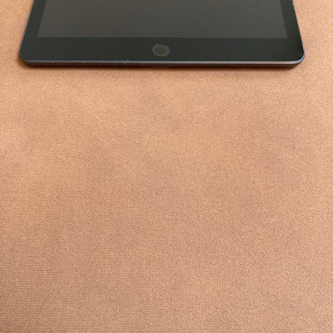 3489【早い者勝ち】電池良好☆iPad7 第7世代 32GB WIFIモデル☆