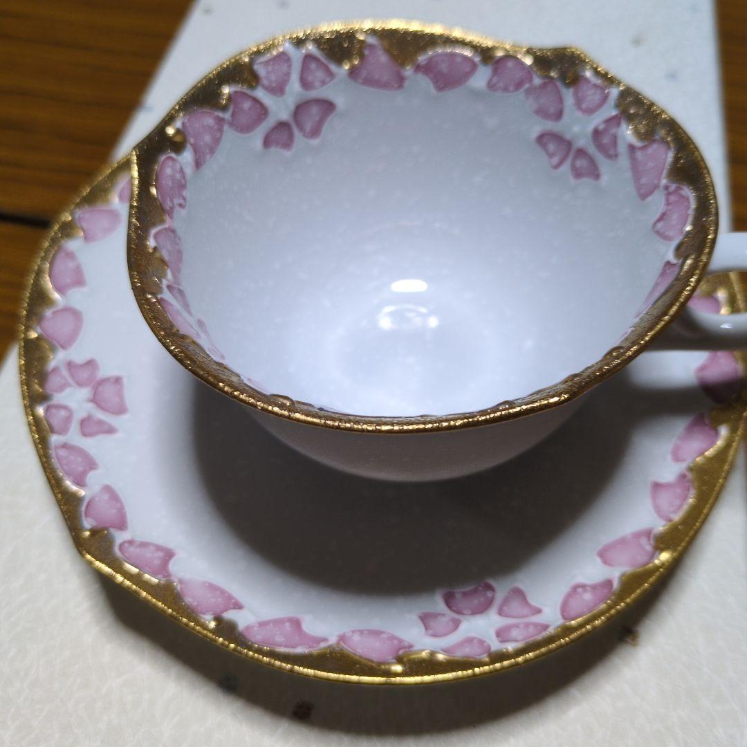 「有田焼 」「文山窯」「 輪花」「カップ＆ソーサー 」金「ピンクブルー」2客