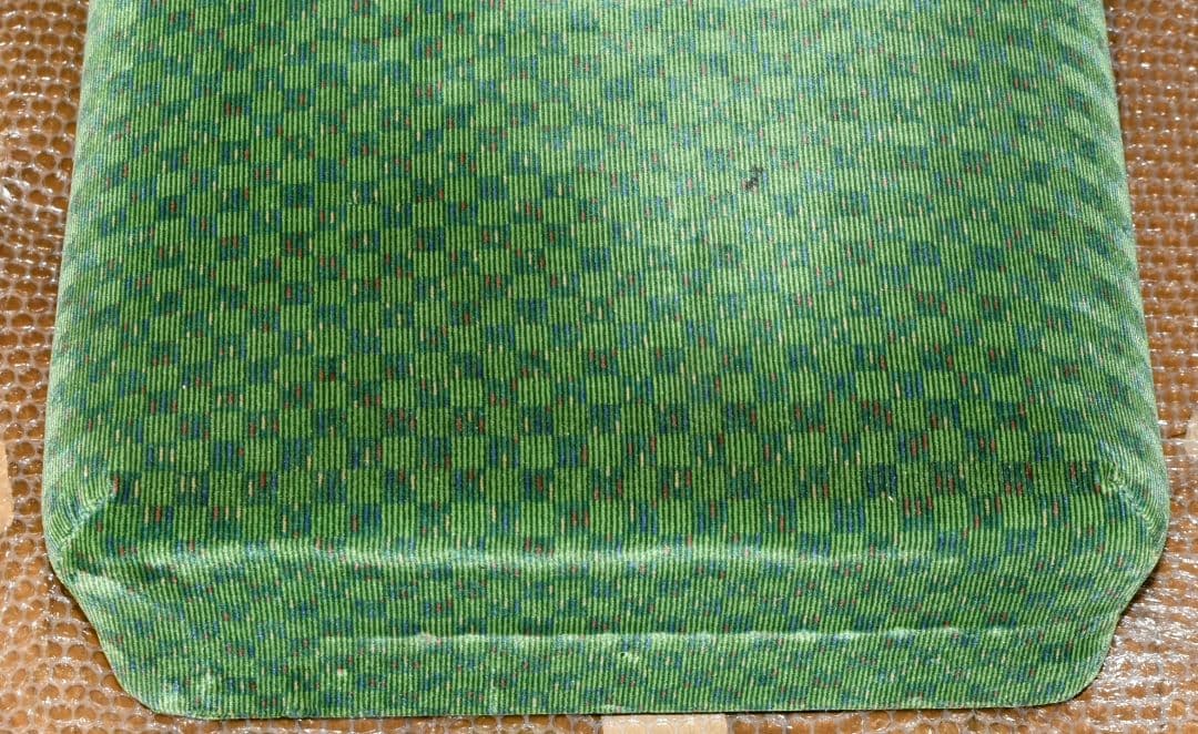 限定1品　JR東日本仙石線　205系3100番代 ３人掛け座席　座面（普通座席）