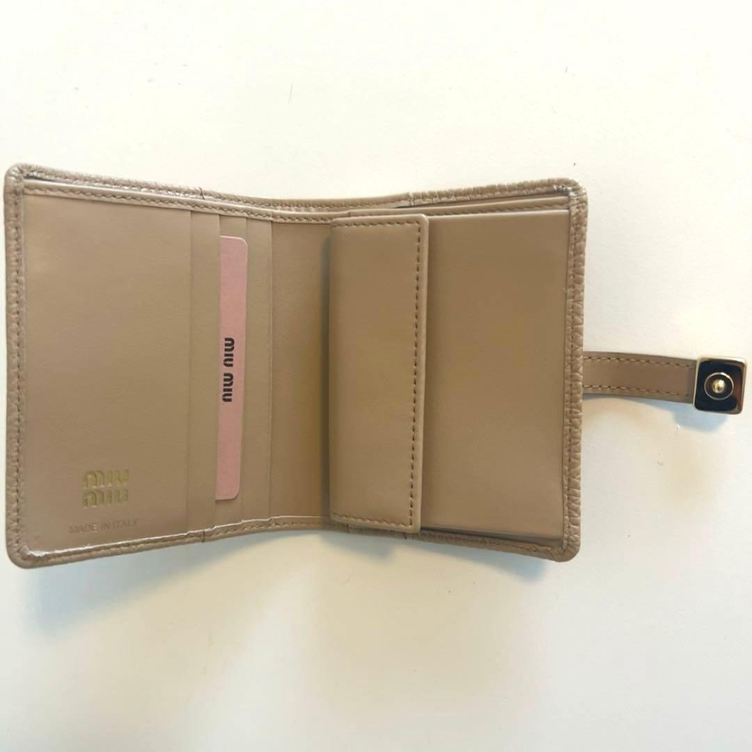 【ミュウミュウ】新品未使用 スモール二つ折り財布
