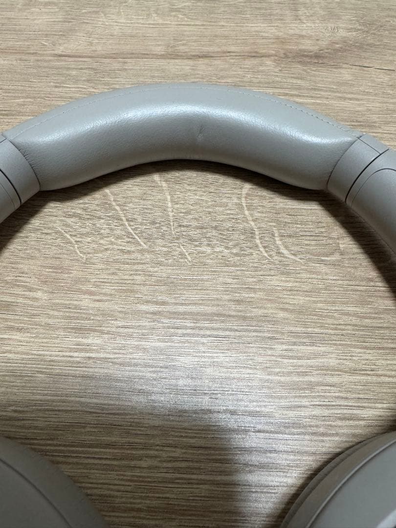 ワイヤレスヘッドホン WH-1000XM4