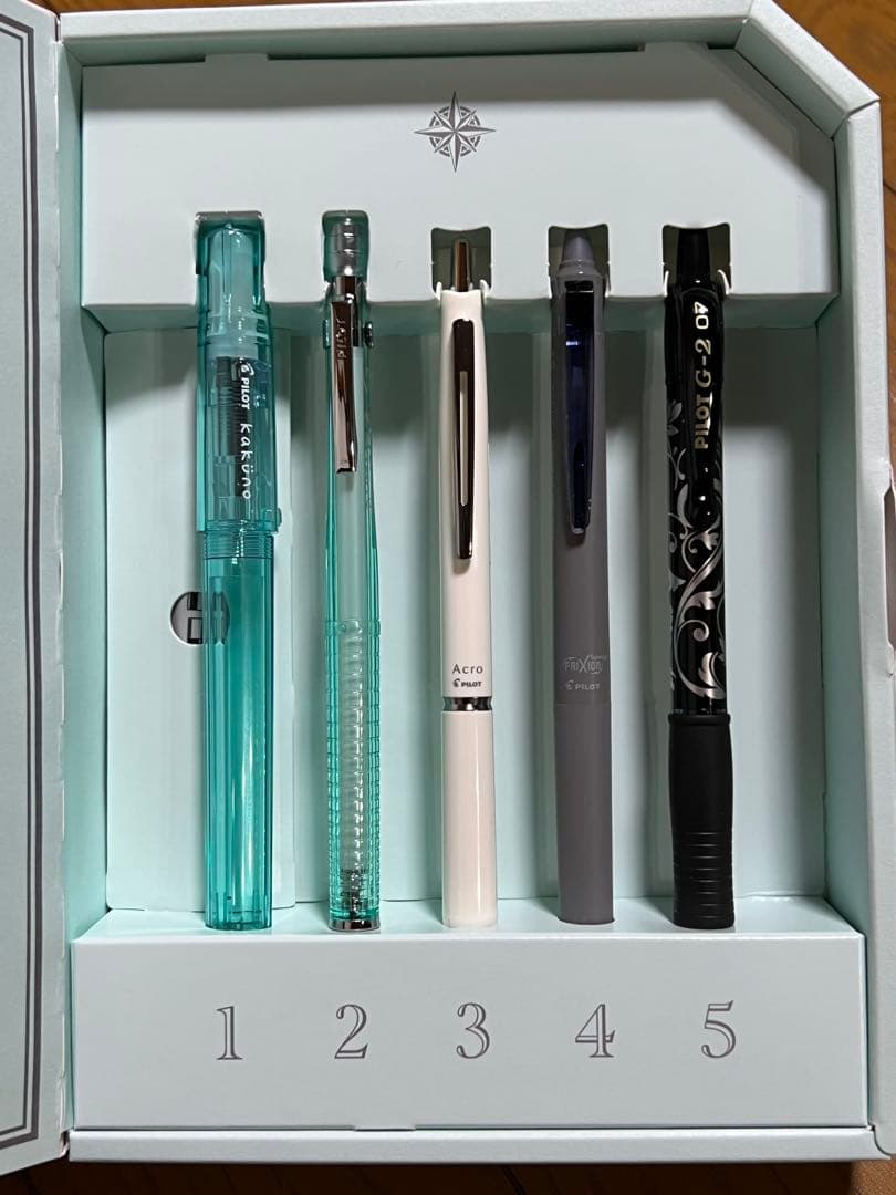 t16ra／パイロット　2025年株主　最高級筆記用具　4+1 RiDGE